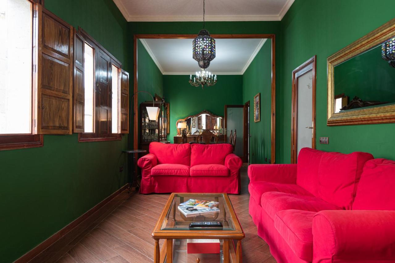 Homeforguest New Duplex With Rooftop Next To Arucas Cathedral Exterior foto